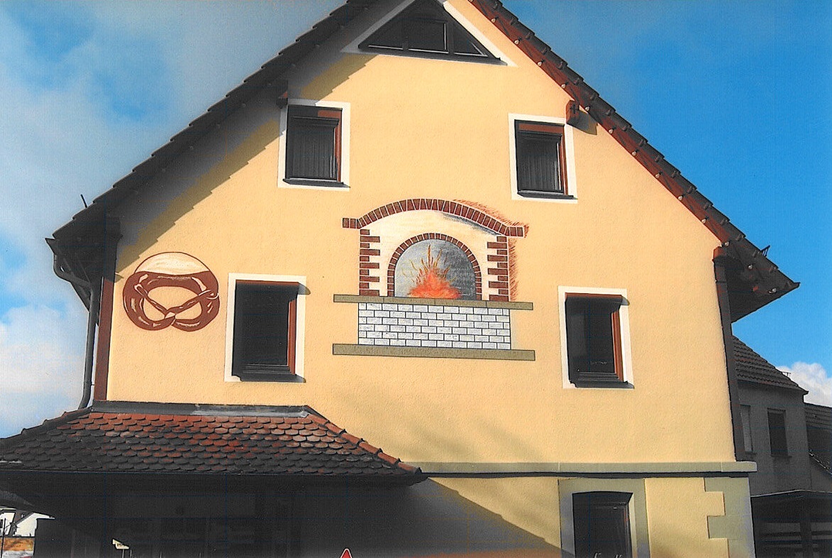 ... Neuanstrich ... ... Neuanstrich ...